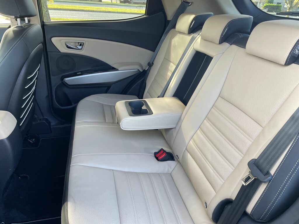 SsangYong Tivoli Hatchback Blue #15
