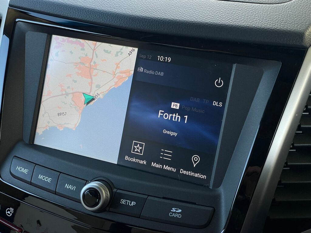SsangYong Tivoli Hatchback Blue #21
