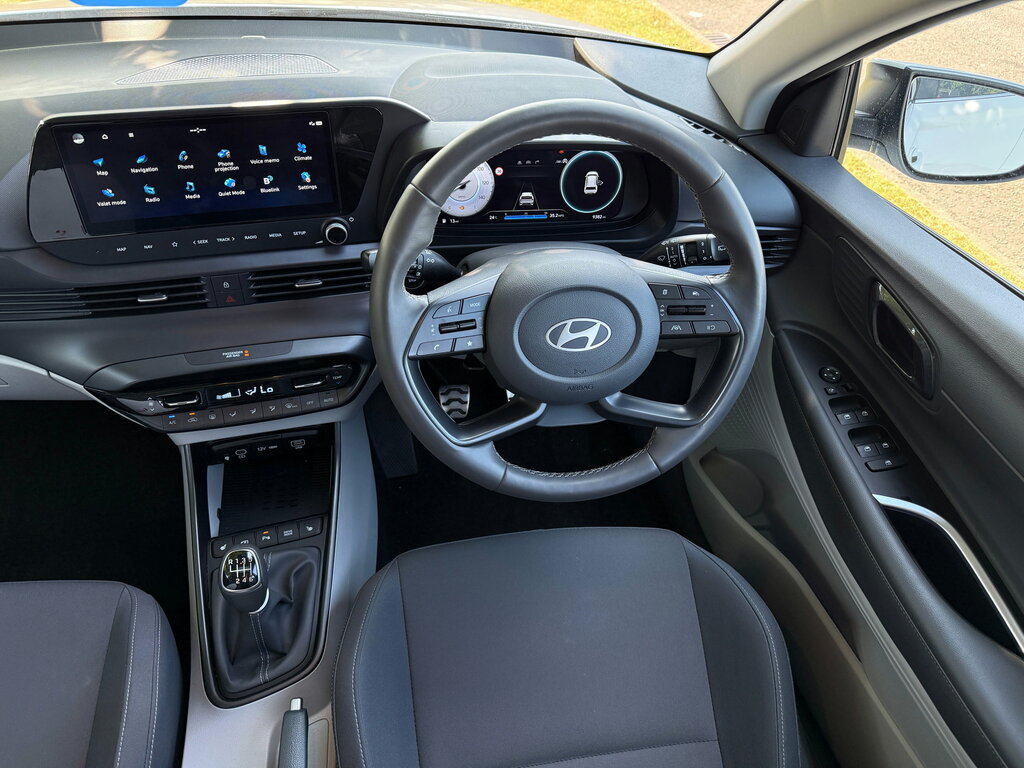 Hyundai Bayon Premium Grey #11