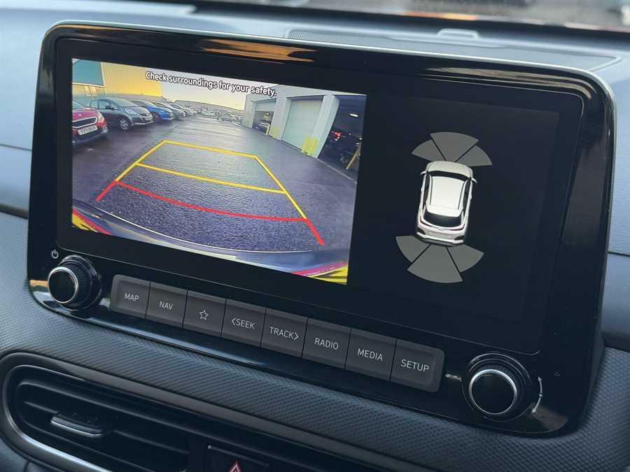 Hyundai Kona Premium Red #21