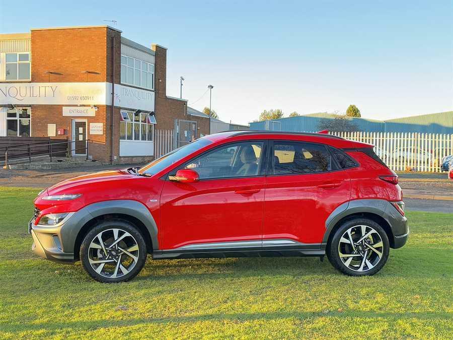 Hyundai Kona 1.0 T-gdi Mhev Premium Suv Hybrid Manua Red #4