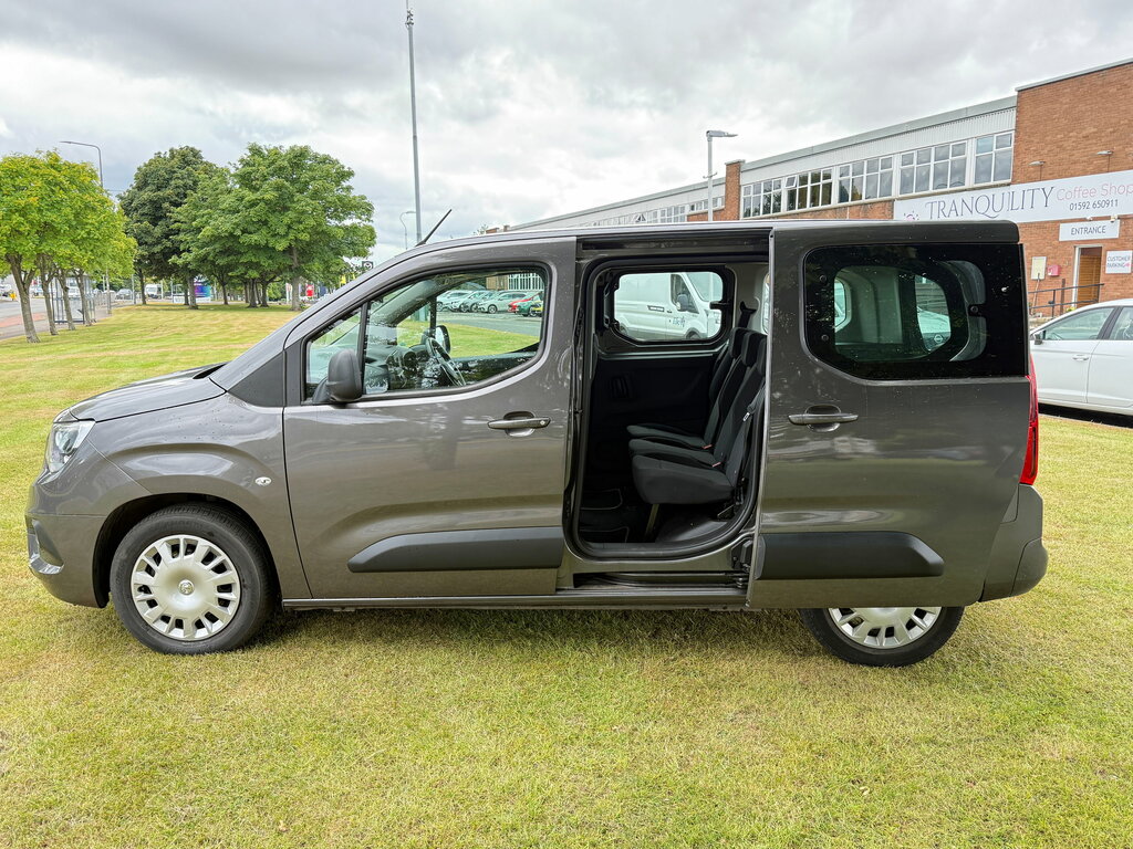 Vauxhall Combo Life Turbo D Blueinjection Energy Blue #15