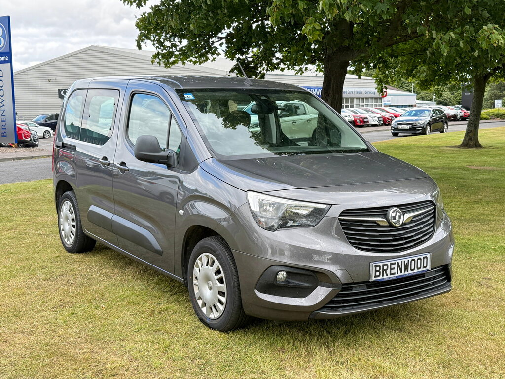 Vauxhall Combo Life 1.5 Turbo D Blueinjection Design Mpv Au Grey
