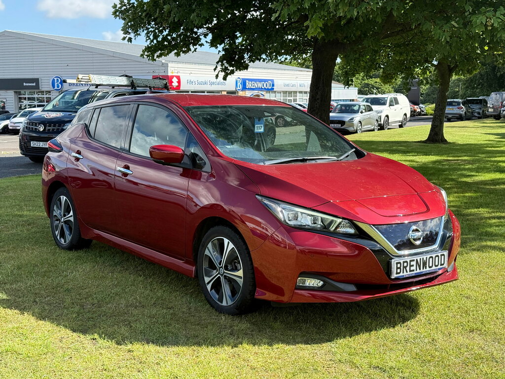 Nissan Leaf 40Kwh Tekna Hatchback 150 Ps Red
