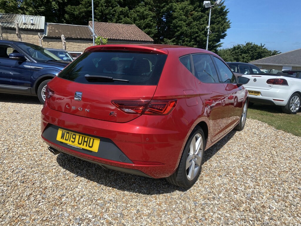 Seat Leon Hatchback 1.5 Tsi Evo Fr 201919 WD19UHU Red #3