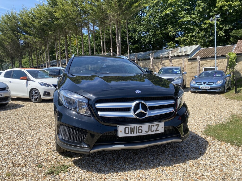 Mercedes-Benz GLA Class Suv 2.1 Gla220d Amg Line 201616 Black