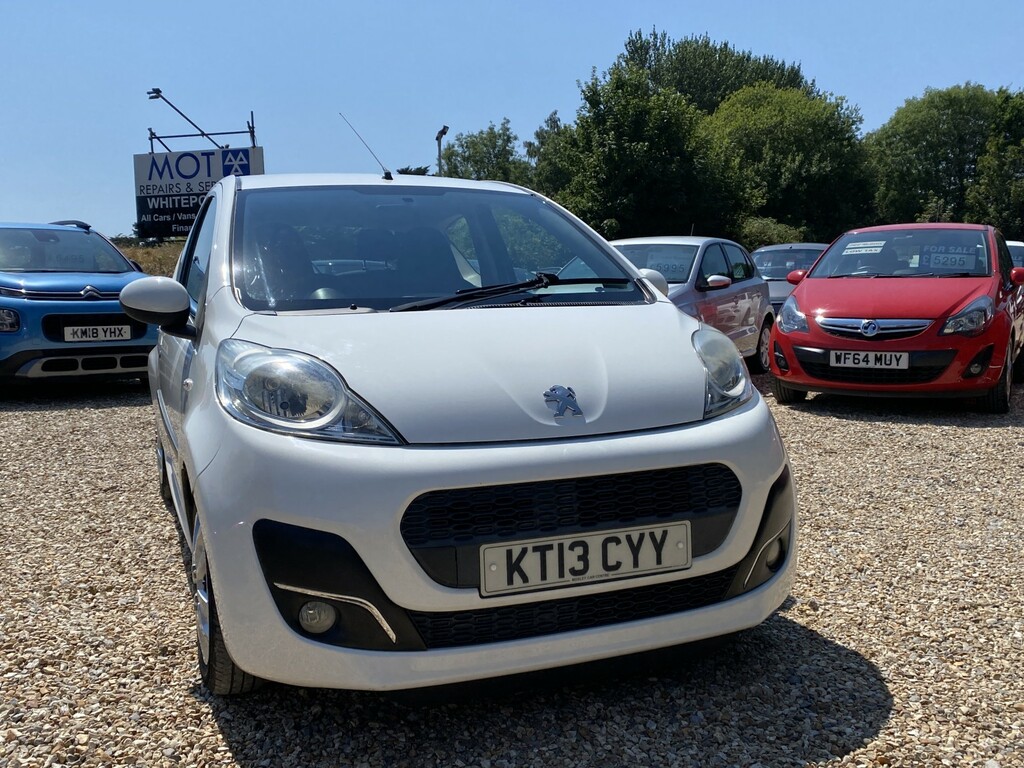 Peugeot 107 Hatchback 1.0 12V Active 201313 White