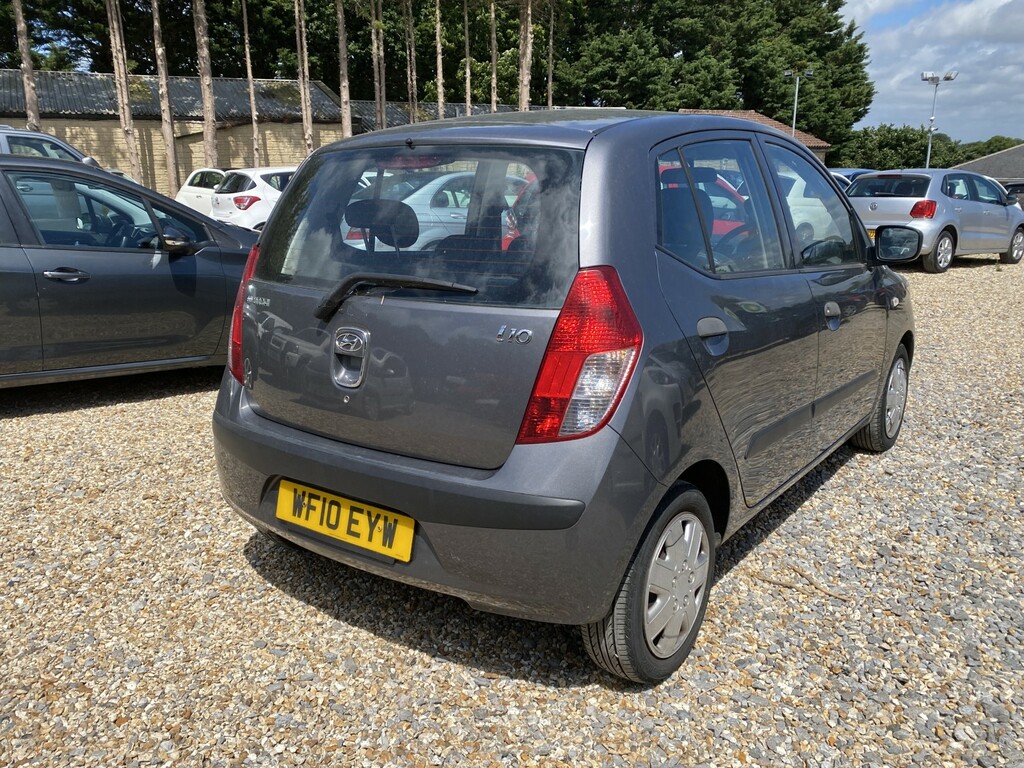 Hyundai I10 Hatchback 1.2 Classic 201010 Grey #3
