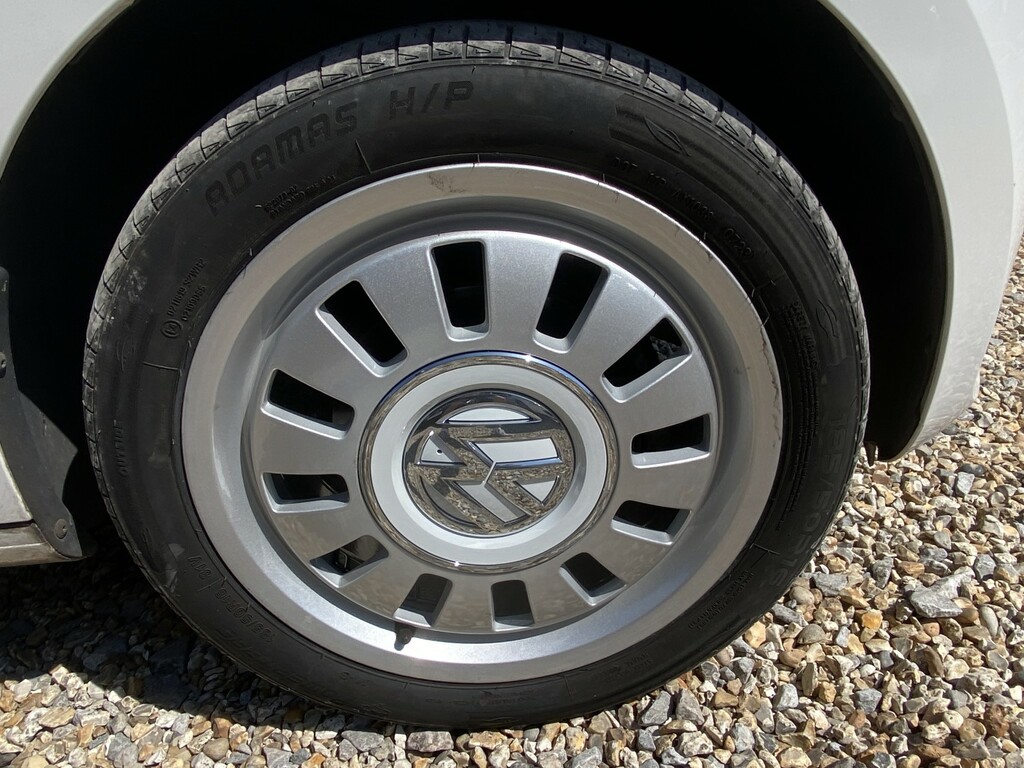Volkswagen Up 1.0 High Up White #4
