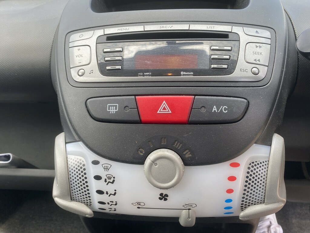 Peugeot 107 1.0 12V Allure Silver #5
