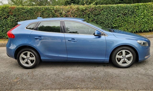 Volvo V40 2.0 D2 Se Nav Hatchback Euro 6 S ND15YTU Blue #6