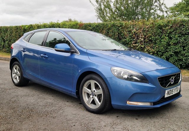 Volvo V40 2.0 D2 Se Nav Hatchback Euro 6 S ND15YTU Blue #4