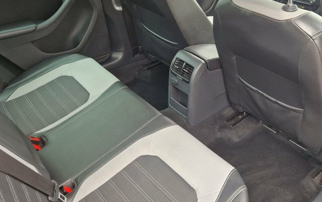 Volkswagen Jetta 2.0 Se Tdi Bluemotion Technology 109 Bhp Black #17
