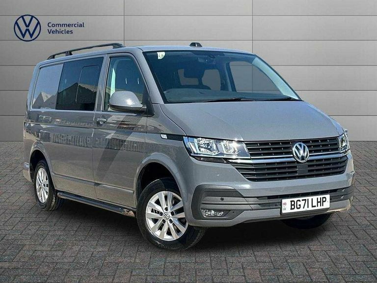 Volkswagen Transporter 2.0 Tdi 150 Highline Kombi Van Dsg Grey