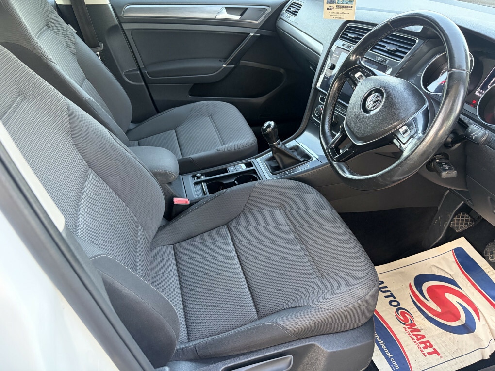 Volkswagen Golf Se Tdi Bluemotion Technology NG17ZFS White #6
