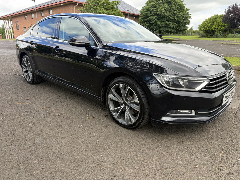 Volkswagen Passat Se Business Tdi Bluemotion Technology Black #4