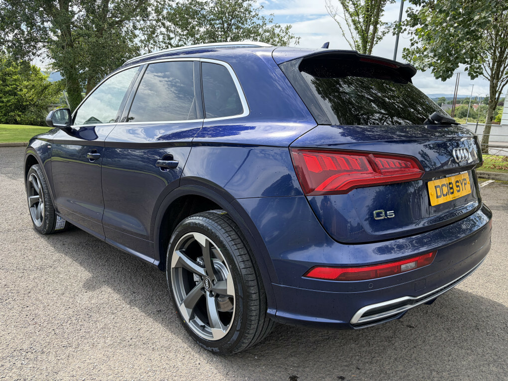 Audi Q5 2.0 Tdi 40 Sport S Tronic Quattro Euro 6 Ss Black #9