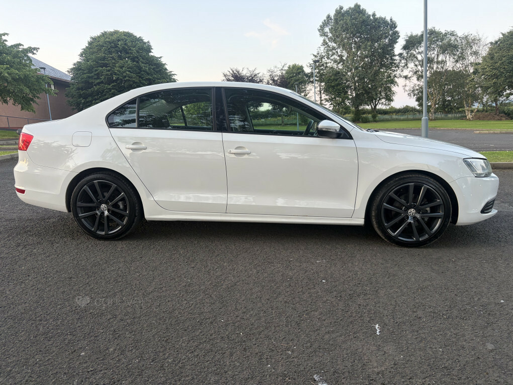 Volkswagen Jetta Se Bluemotion Technology Tdi #3