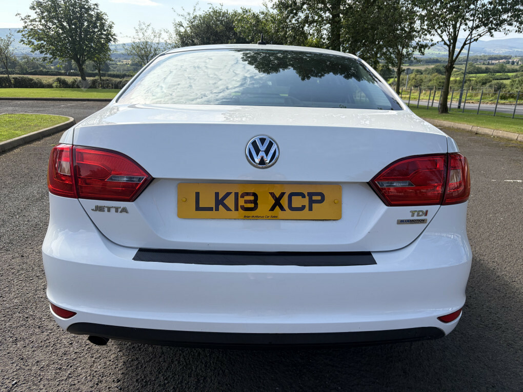 Volkswagen Jetta 1.6 Tdi Bluemotion Tech Grey #10