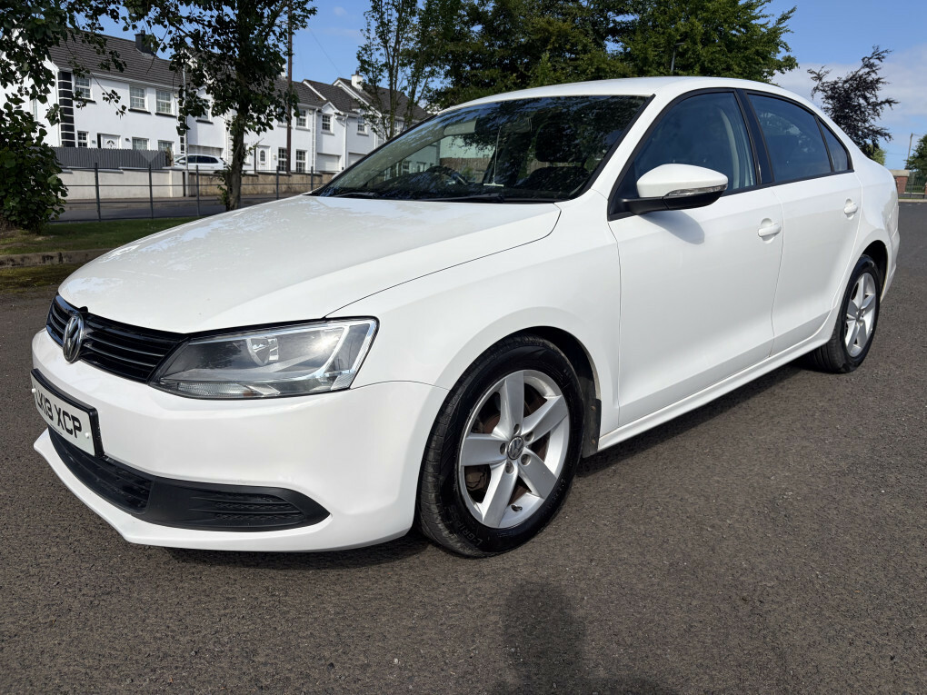 Volkswagen Jetta 1.6 Tdi Bluemotion Tech Grey #7