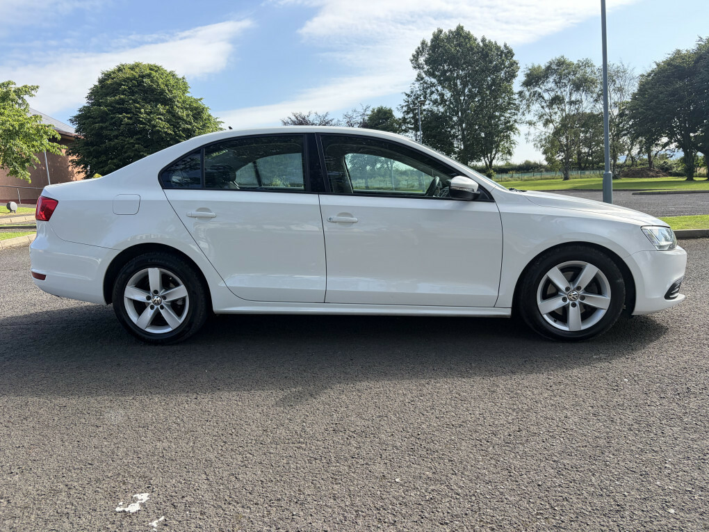 Volkswagen Jetta Se Bluemotion Technology Tdi #3