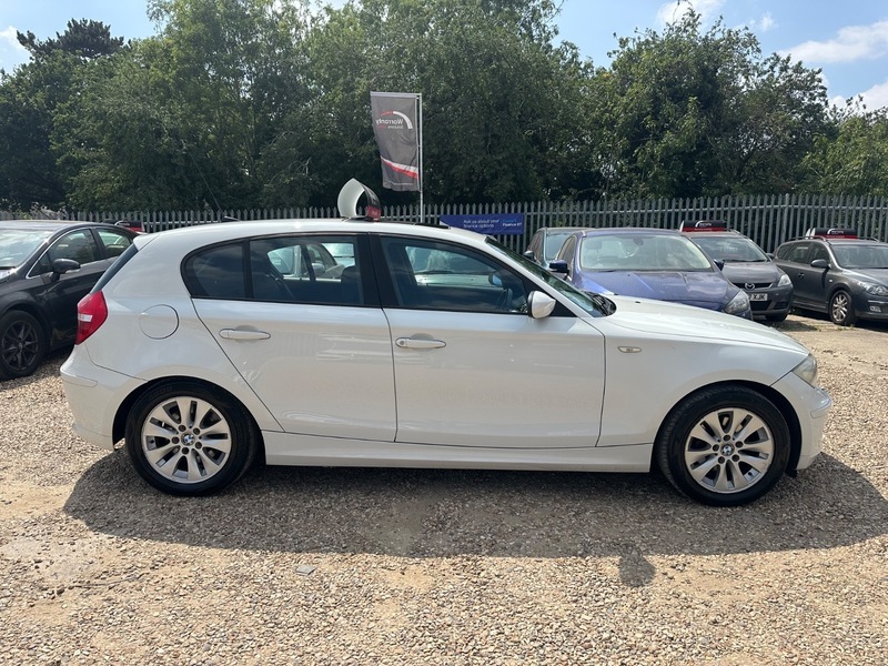 BMW 1 Series 2.0 118D Se Steptronic White #3