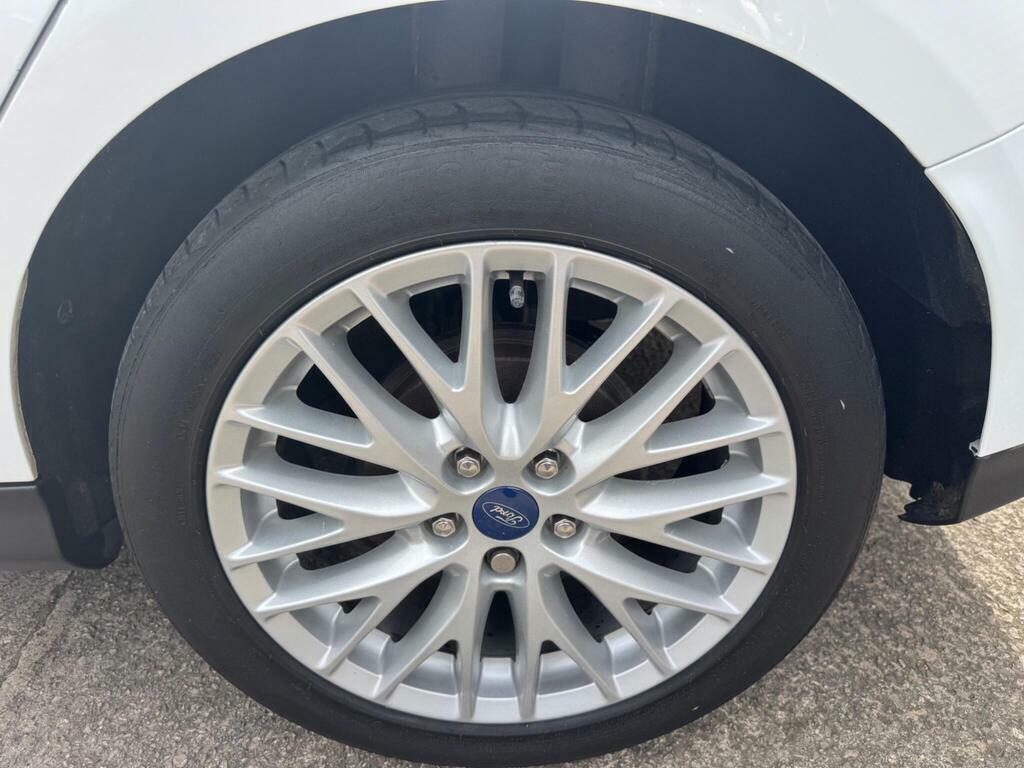 Ford Focus 1.0T Ecoboost Zetec Euro 5 S S White #4