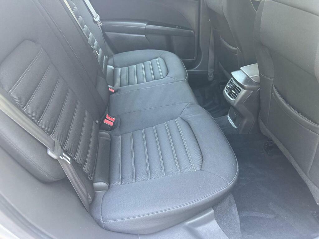 Ford Mondeo  Silver #13