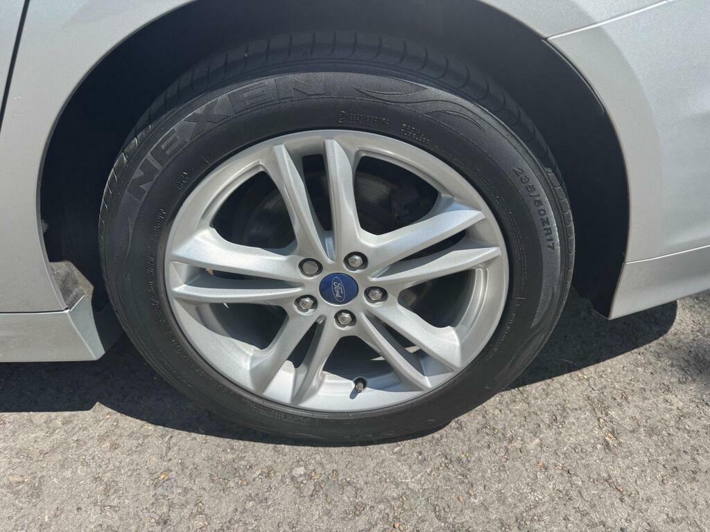 Ford Mondeo  Silver #43