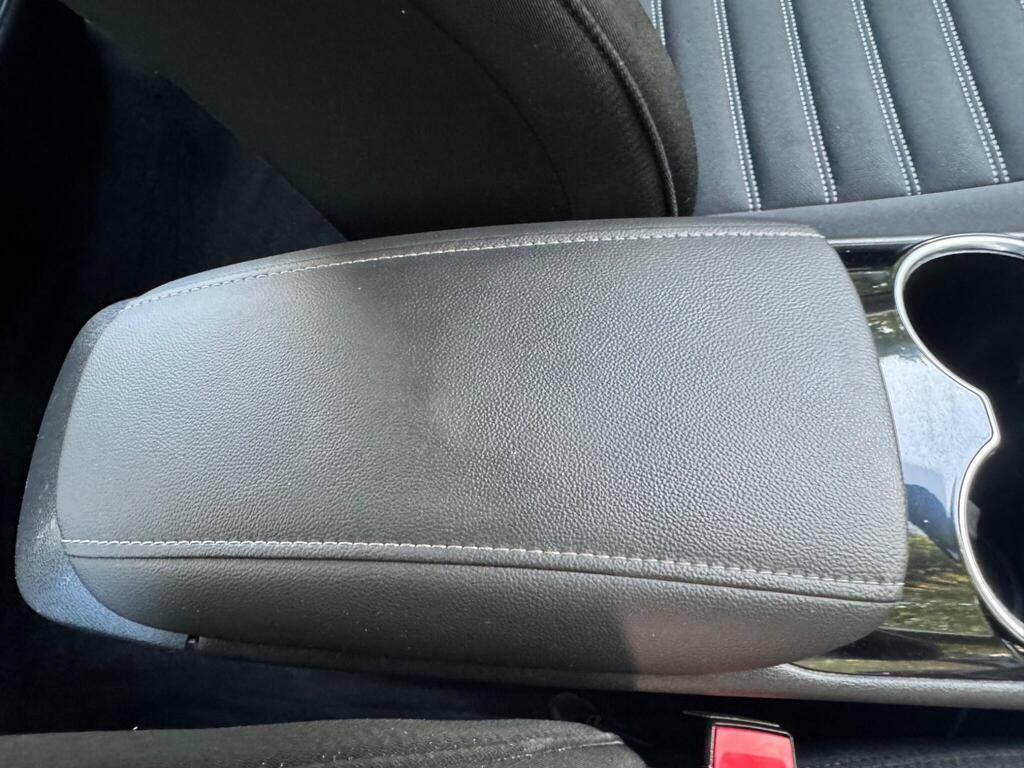 Ford Mondeo  Silver #29