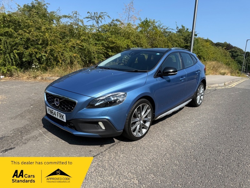 Volvo V40 Cross Country D4 Cross Country Lux Blue