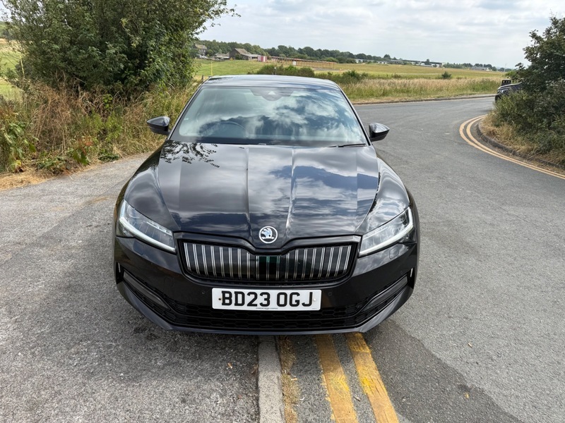 Skoda Superb Sportline Plus IV Dsg Black #3