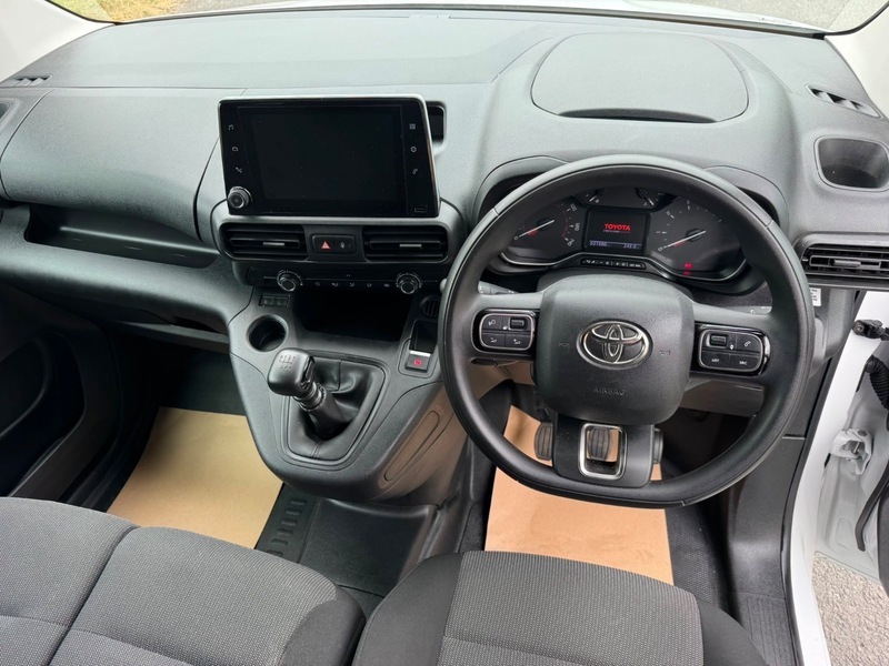 Toyota PROACE Mpv White #9