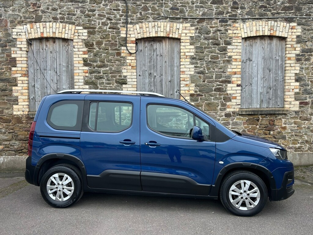 Peugeot Rifter 1.5 Bluehdi 100 Allure YS68VJY Blue #2