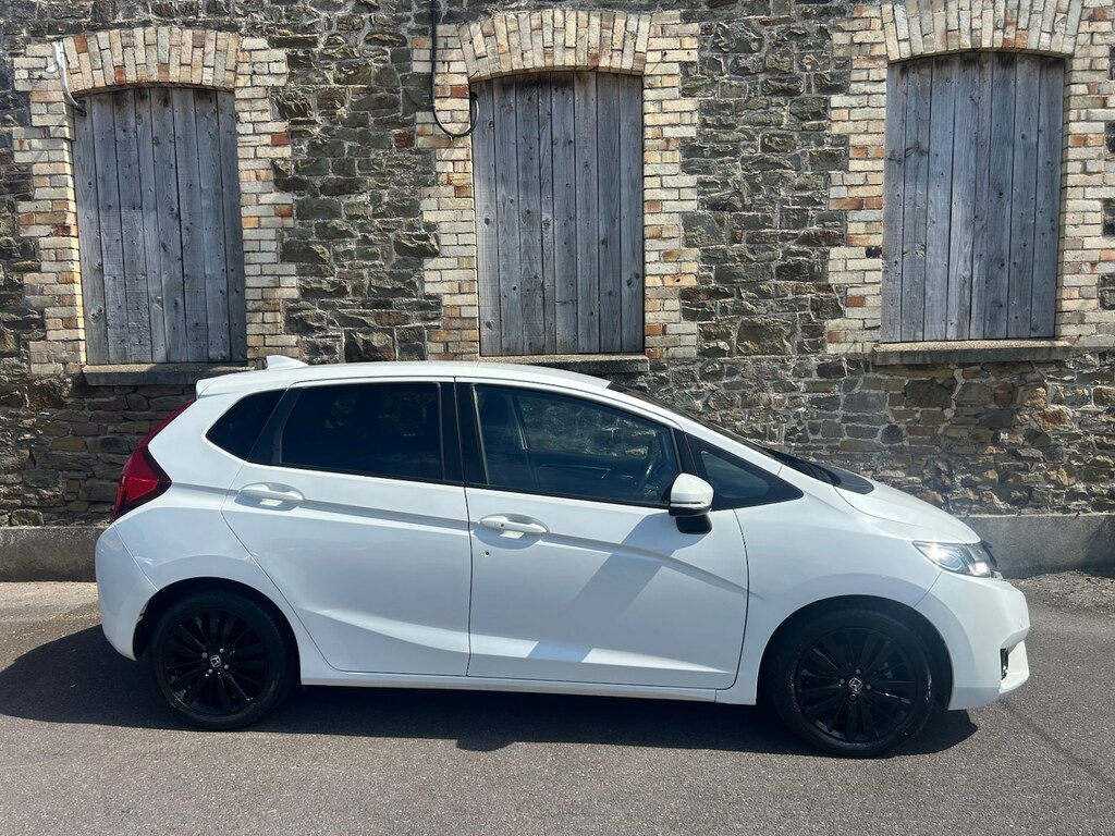 Honda Jazz 1.3 Ex Cvt White #2
