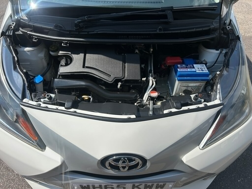 Toyota Aygo 1.0 Vvt-i X-pure Euro 6 White #9