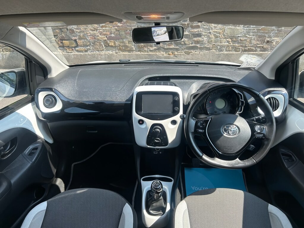 Toyota Aygo 1.0 Vvt-i X-pure Euro 6 White #7