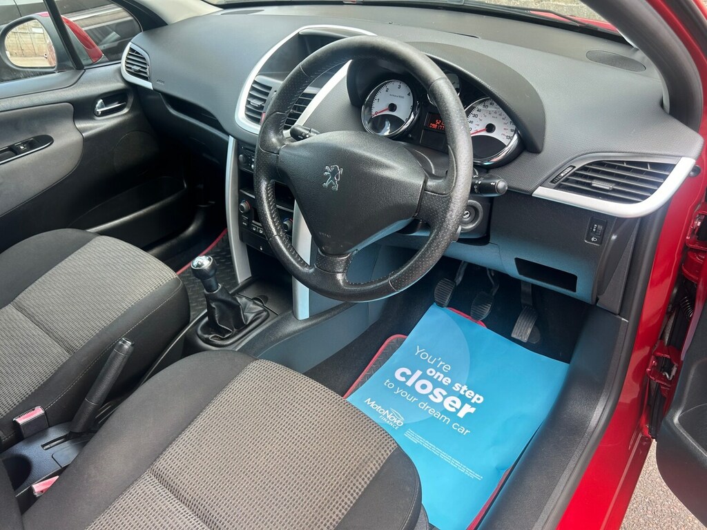 Peugeot 207 1.6 Hdi 90 Sport Red #5