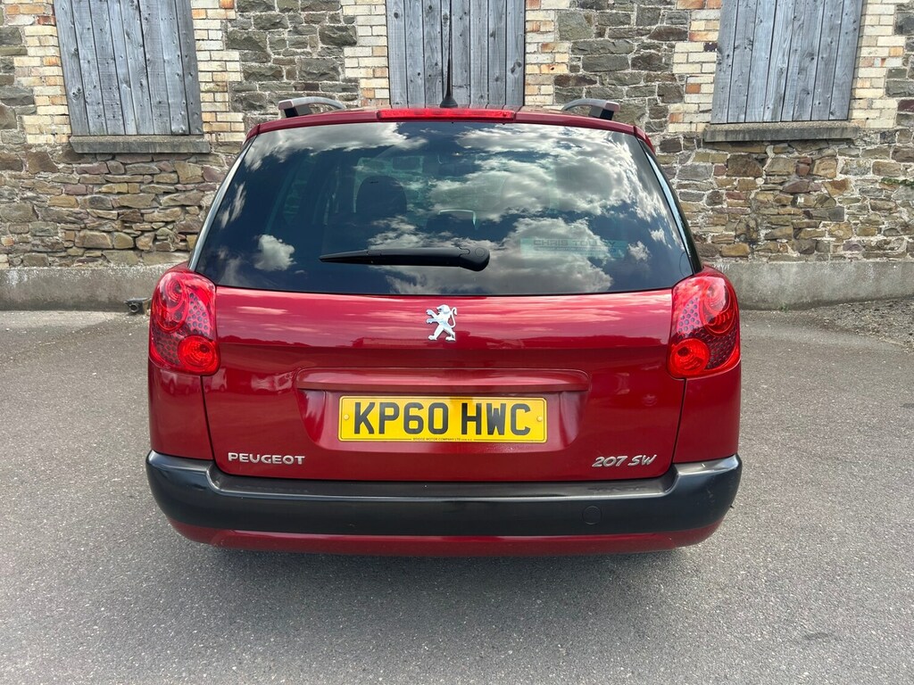 Peugeot 207 1.6 Hdi 90 Sport Red #4