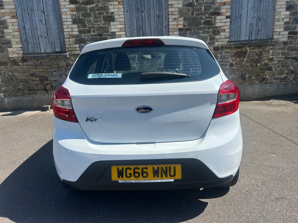 Ford KA+ 1.2 85 Zetec White #4