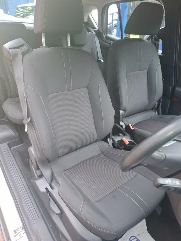 Ford B-Max 1.0T Ecoboost Zetec Mpv Euro 5 Silver #16