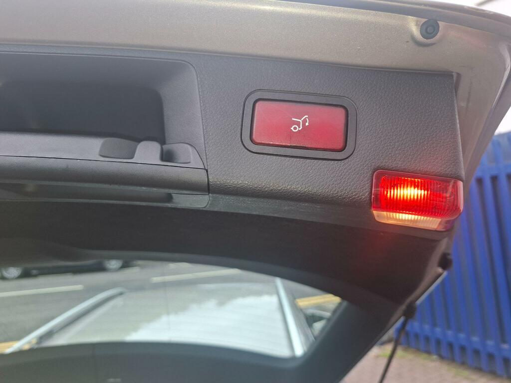 Mercedes-Benz C Class 2.1 C220 Cdi Se 168 Bhp Silver #22