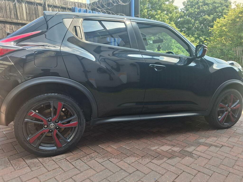 Nissan Juke Acenta Premium Black #6