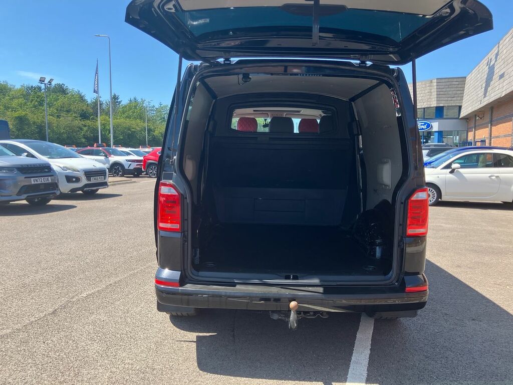 Volkswagen Transporter Estate White #18