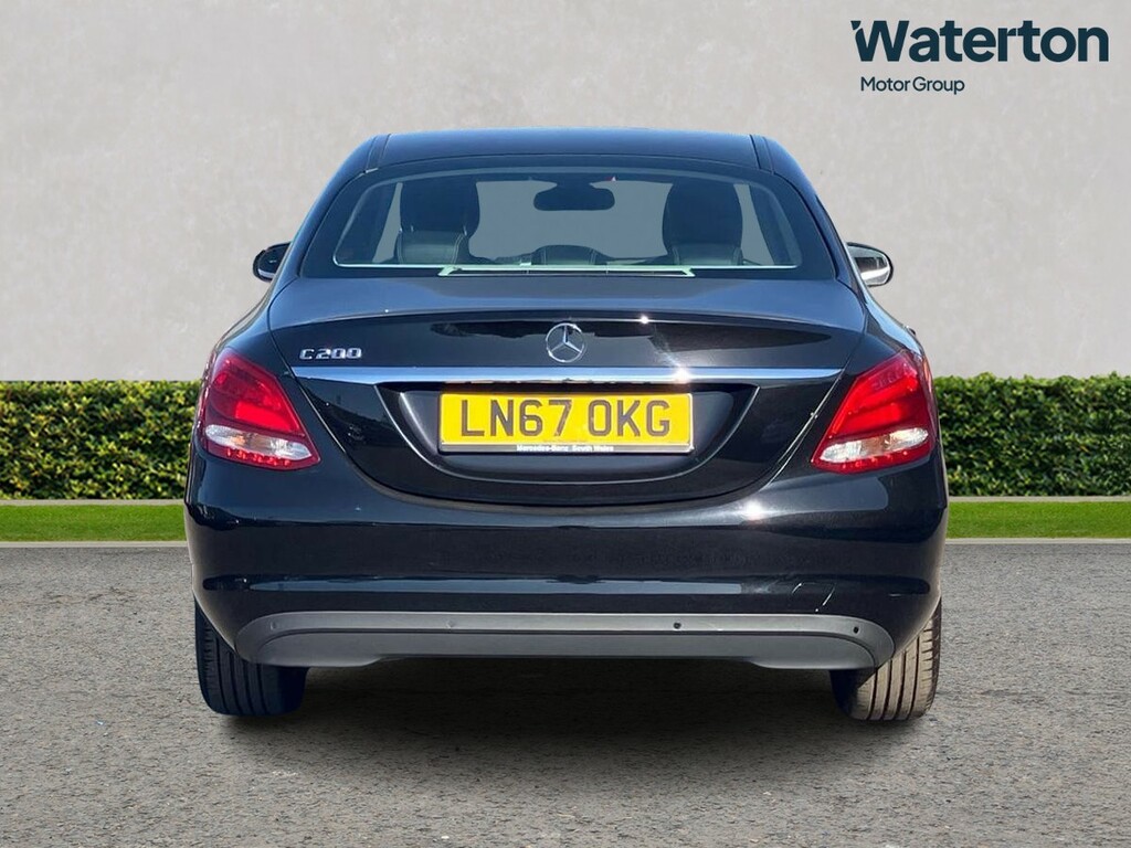 Mercedes-Benz C Class C200 Se Executive Edition 9G-tronic LN67OKG Black #4