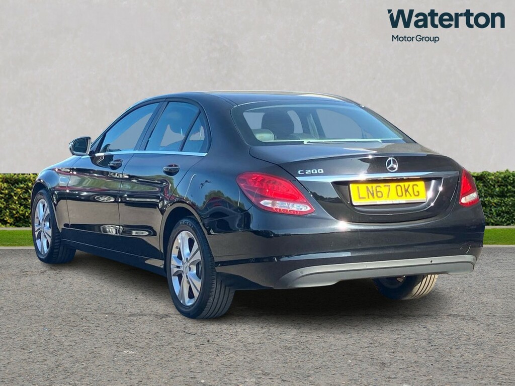 Mercedes-Benz C Class C200 Se Executive Edition 9G-tronic LN67OKG Black #5