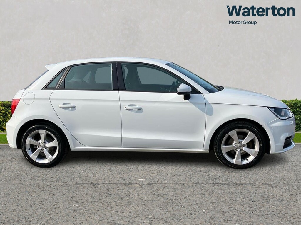 Audi A1 1.0 Tfsi Sport White #2