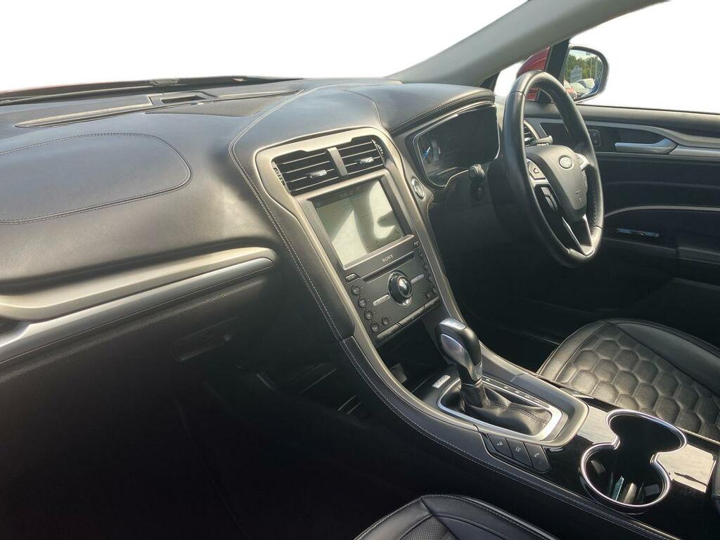 Ford Mondeo Titanium Tdci Red #15