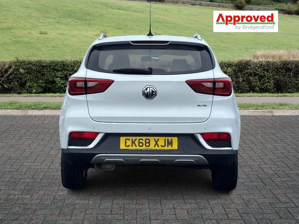 MG ZS 1.0T Gdi Exclusive Dct White #4