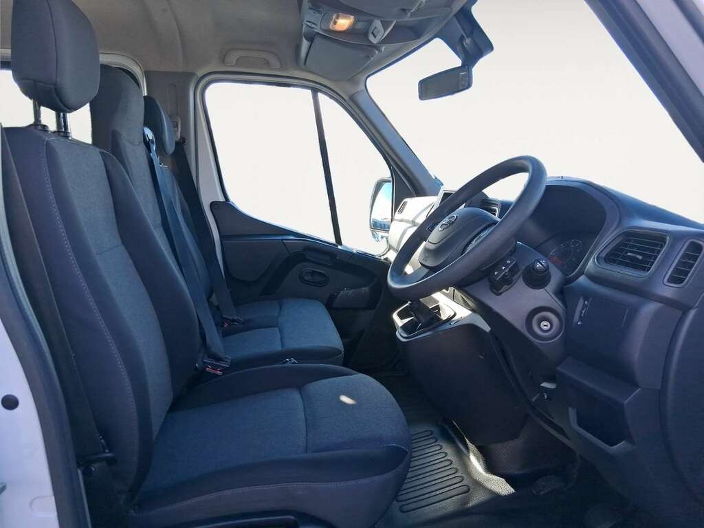 Nissan NV400 2.3 Dci 35 Tekna Chassis Double Cab Man White #6